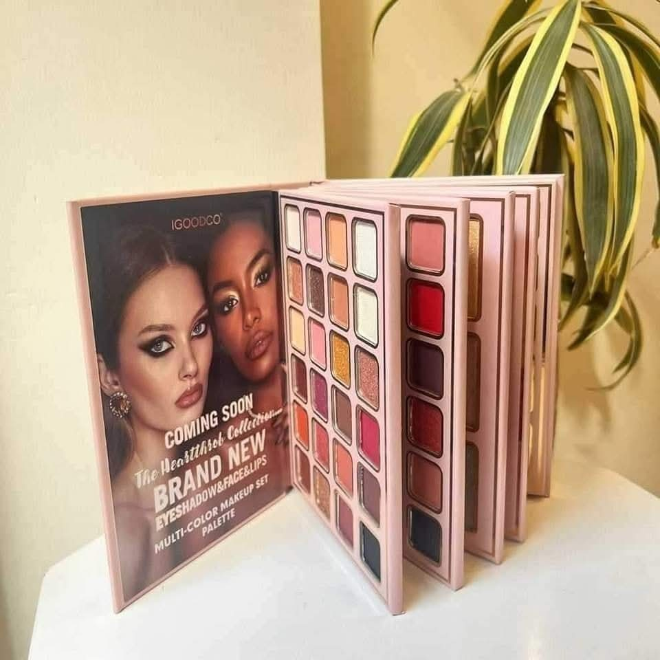 IGOODCO Fashion 5 In 1 Makeup Book Palette